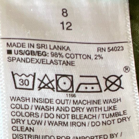 🌸4/$30🌸 Like New Gap Cotton Summer Short with Deco Tile Print - Picture 8 of 10